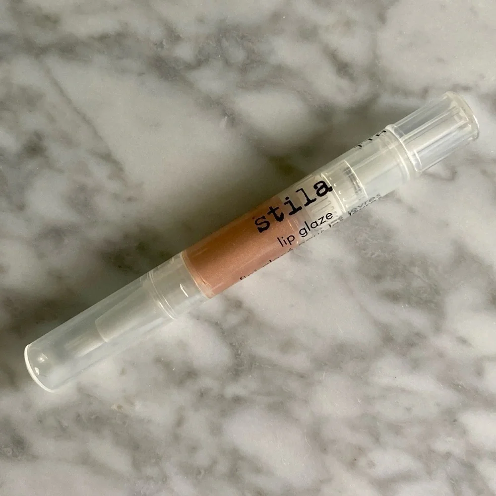 Stila New Lip Glaze in Shade Vanilla 11 Discontinued